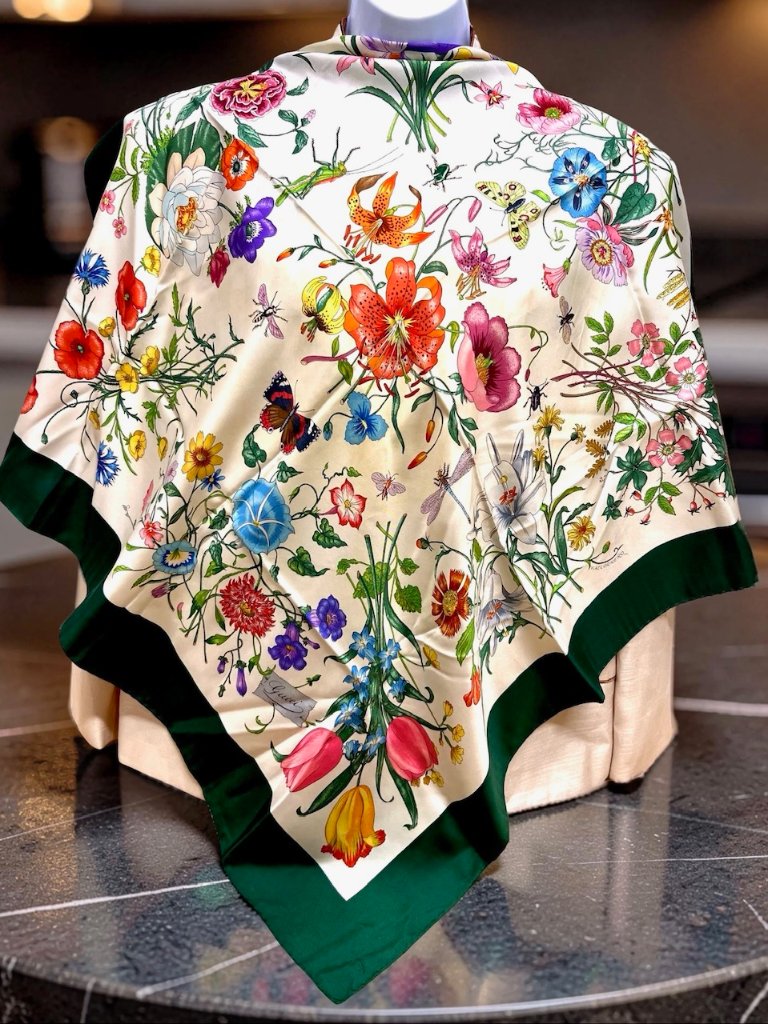 Gucci V. Accornero Floral Silk Satin Scarf Green Beige Pinkinsect Flora (23